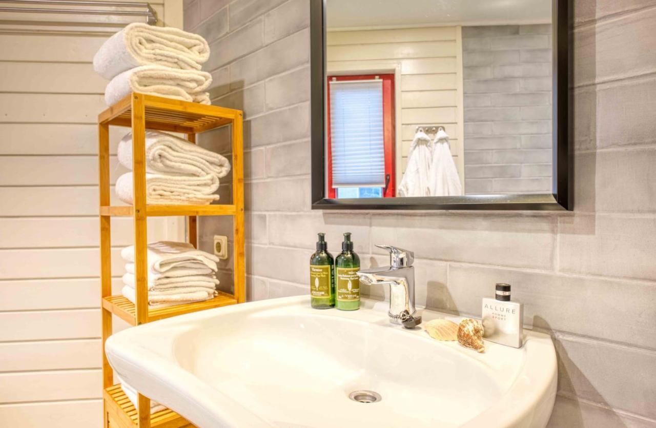Traumhaff - Sea Hideaway Ostsee Region - Privates Nordicspa, Kamin, Kunst, Hund 300M Zum Strand Luckow  Exterior foto