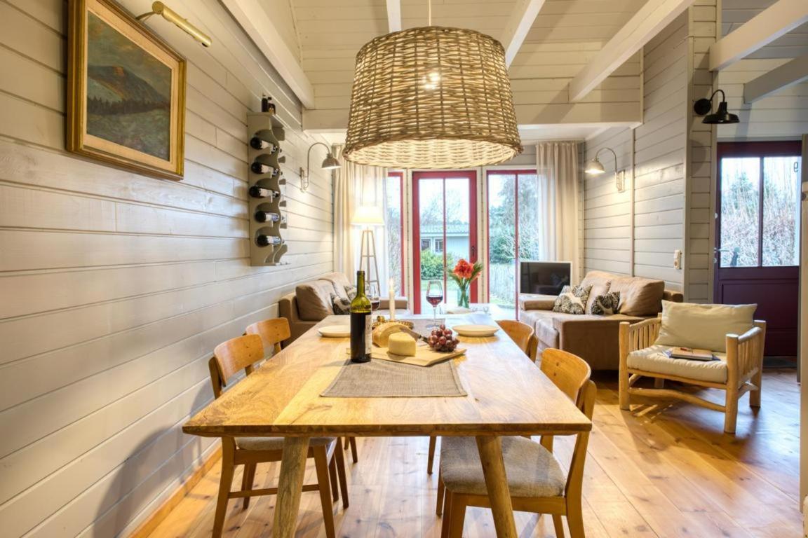 Traumhaff - Sea Hideaway Ostsee Region - Privates Nordicspa, Kamin, Kunst, Hund 300M Zum Strand Luckow  Exterior foto